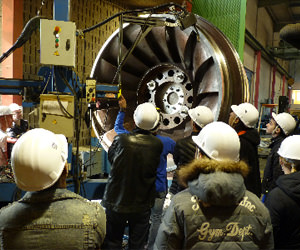 Turbine Francis en cours de réparation à l'atelier SRH de Pont de Claix Crédit photos EDF-UP Alpes